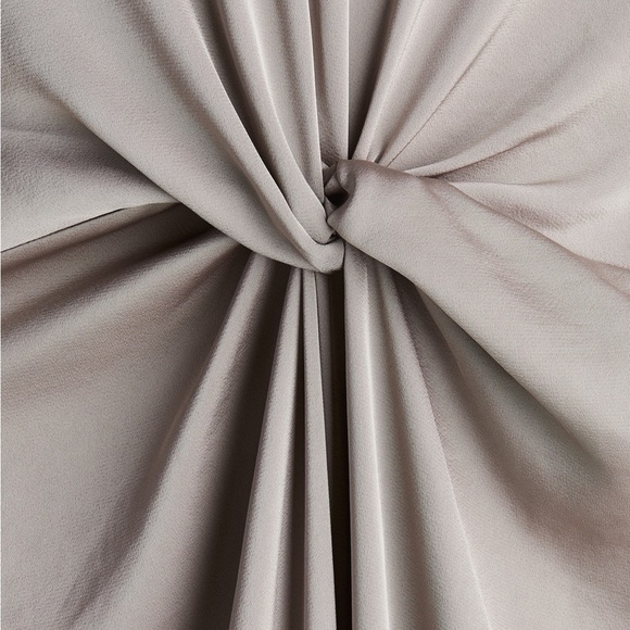 MAMA DRAPED KNOT-DETAIL SATIN DRESS - Picture 5 of 8